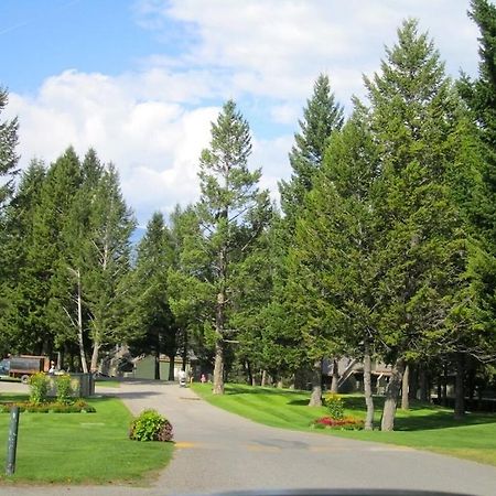 Akiskinook At Windermere Lake - Private Beach Access - New Pool And Hot Tub Now Open! Invermere Exterior foto