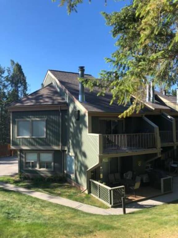 Akiskinook At Windermere Lake - Private Beach Access - New Pool And Hot Tub Now Open! Invermere Exterior foto